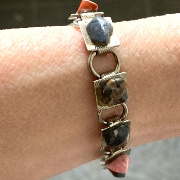 Sweet vintage bracelet with semiprecious stones - Picture 2 of 4